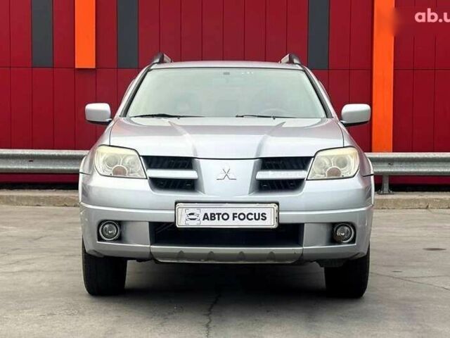 Мицубиси Аутлендер, объемом двигателя 0 л и пробегом 245 тыс. км за 5390 $, фото 2 на Automoto.ua