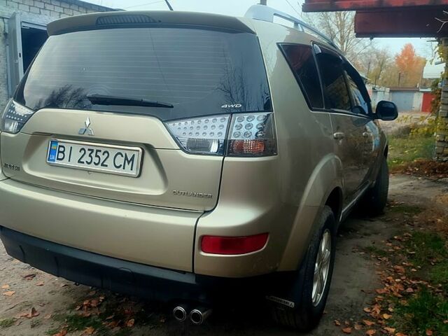 Мицубиси Аутлендер, объемом двигателя 2 л и пробегом 185 тыс. км за 9500 $, фото 6 на Automoto.ua