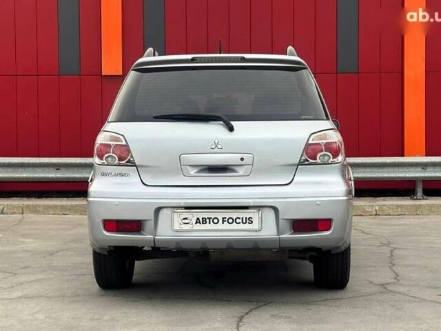 Мицубиси Аутлендер, объемом двигателя 0 л и пробегом 245 тыс. км за 5390 $, фото 6 на Automoto.ua