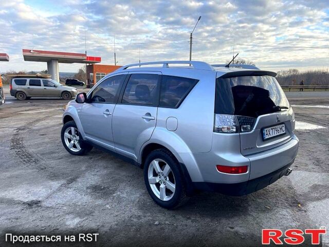 Міцубісі Аутлендер, об'ємом двигуна 2.4 л та пробігом 320 тис. км за 9500 $, фото 3 на Automoto.ua