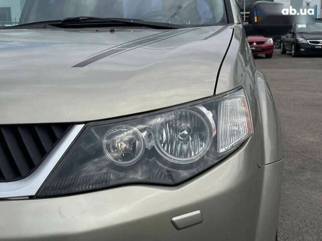 Мицубиси Аутлендер, объемом двигателя 0 л и пробегом 162 тыс. км за 10490 $, фото 4 на Automoto.ua