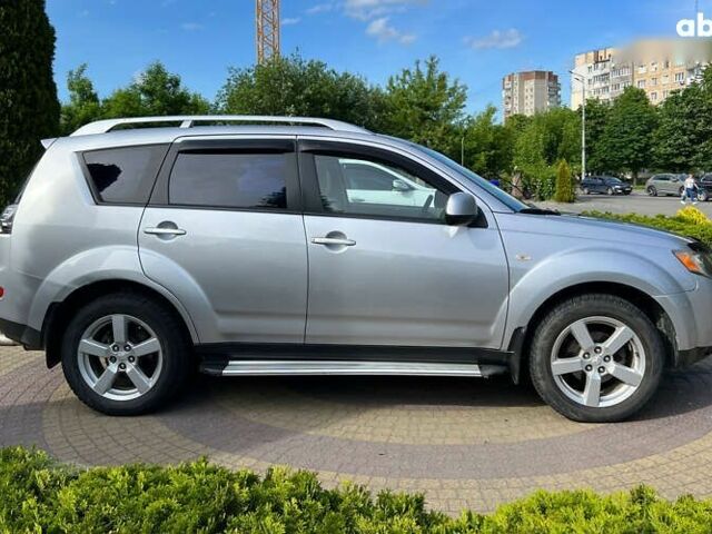 Мицубиси Аутлендер, объемом двигателя 0 л и пробегом 273 тыс. км за 9400 $, фото 7 на Automoto.ua