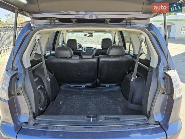 Мицубиси Аутлендер, объемом двигателя 2 л и пробегом 235 тыс. км за 8500 $, фото 16 на Automoto.ua
