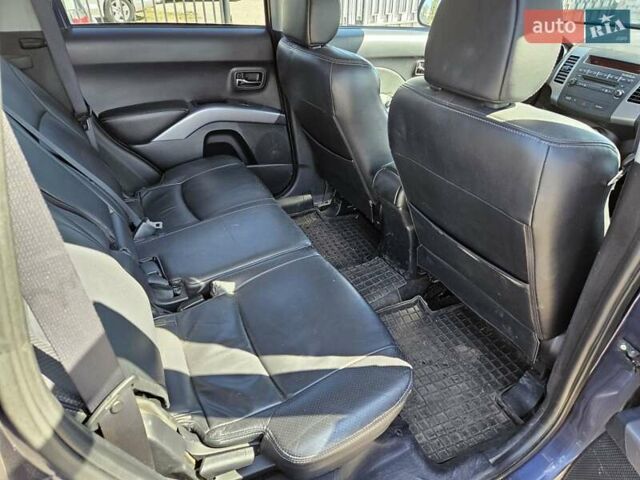 Мицубиси Аутлендер, объемом двигателя 2 л и пробегом 235 тыс. км за 8500 $, фото 13 на Automoto.ua