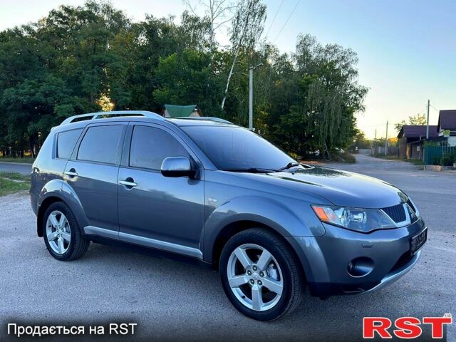 Мицубиси Аутлендер 2008 в Ахтырке на Automoto.ua Мицубиси Аутлендер, объемом двигателя 2.4 л и пробегом 179 тыс. км за 8999 $, фото 1 на Automoto.ua