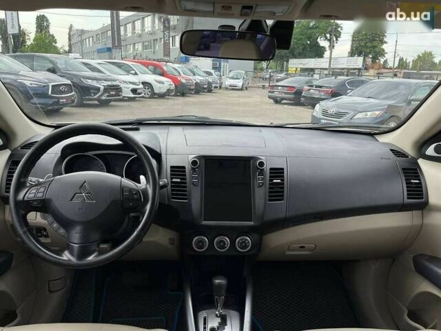 Мицубиси Аутлендер, объемом двигателя 0 л и пробегом 162 тыс. км за 10490 $, фото 27 на Automoto.ua