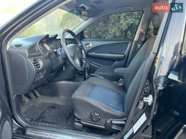 Мицубиси Аутлендер, объемом двигателя 2 л и пробегом 204 тыс. км за 7600 $, фото 8 на Automoto.ua