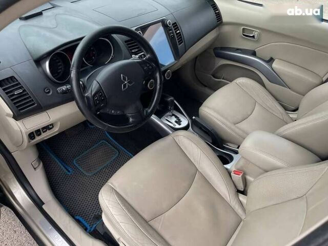 Мицубиси Аутлендер, объемом двигателя 0 л и пробегом 162 тыс. км за 10490 $, фото 19 на Automoto.ua