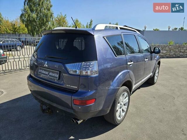 Мицубиси Аутлендер, объемом двигателя 2 л и пробегом 235 тыс. км за 8500 $, фото 3 на Automoto.ua