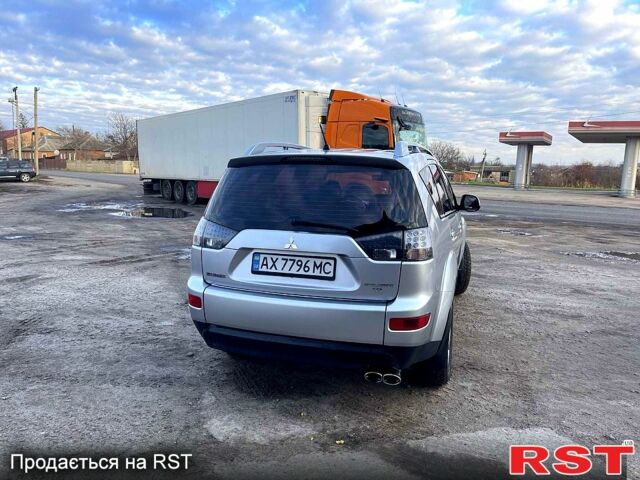 Міцубісі Аутлендер, об'ємом двигуна 2.4 л та пробігом 320 тис. км за 9500 $, фото 6 на Automoto.ua