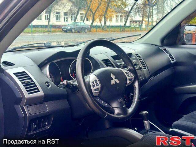 Міцубісі Аутлендер, об'ємом двигуна 3 л та пробігом 179 тис. км за 8900 $, фото 7 на Automoto.ua
