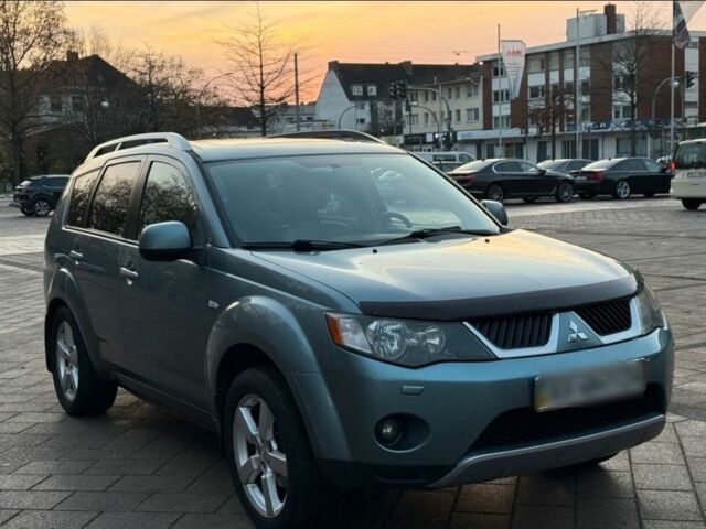 Мицубиси Аутлендер, объемом двигателя 2.4 л и пробегом 207 тыс. км за 7800 $, фото 1 на Automoto.ua