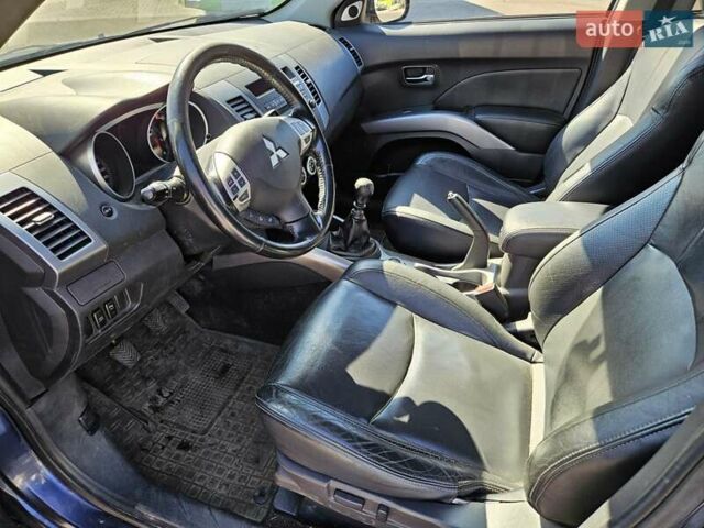 Мицубиси Аутлендер, объемом двигателя 2 л и пробегом 235 тыс. км за 8500 $, фото 9 на Automoto.ua