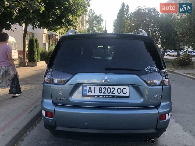 Мицубиси Аутлендер, объемом двигателя 3 л и пробегом 201 тыс. км за 10000 $, фото 7 на Automoto.ua