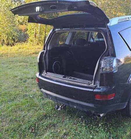 Мицубиси Аутлендер, объемом двигателя 2 л и пробегом 260 тыс. км за 7000 $, фото 8 на Automoto.ua