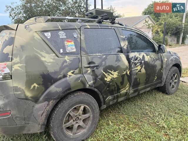 Мицубиси Аутлендер, объемом двигателя 2.2 л и пробегом 280 тыс. км за 12121 $, фото 2 на Automoto.ua