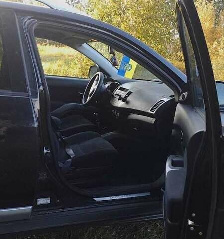 Мицубиси Аутлендер, объемом двигателя 2 л и пробегом 260 тыс. км за 7000 $, фото 13 на Automoto.ua