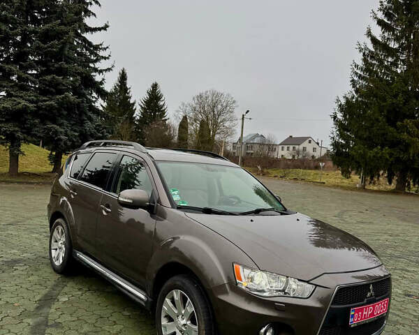 Міцубісі Аутлендер, об'ємом двигуна 2.2 л та пробігом 258 тис. км за 10998 $, фото 8 на Automoto.ua