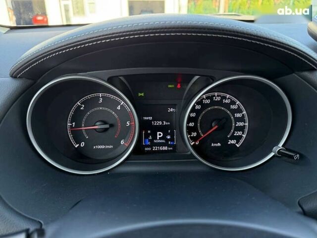 Мицубиси Аутлендер, объемом двигателя 2.2 л и пробегом 221 тыс. км за 9800 $, фото 20 на Automoto.ua