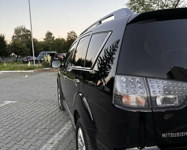 Міцубісі Аутлендер, об'ємом двигуна 2.36 л та пробігом 198 тис. км за 12300 $, фото 7 на Automoto.ua