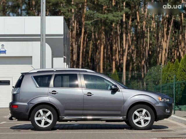 Мицубиси Аутлендер, объемом двигателя 2.2 л и пробегом 221 тыс. км за 9800 $, фото 7 на Automoto.ua