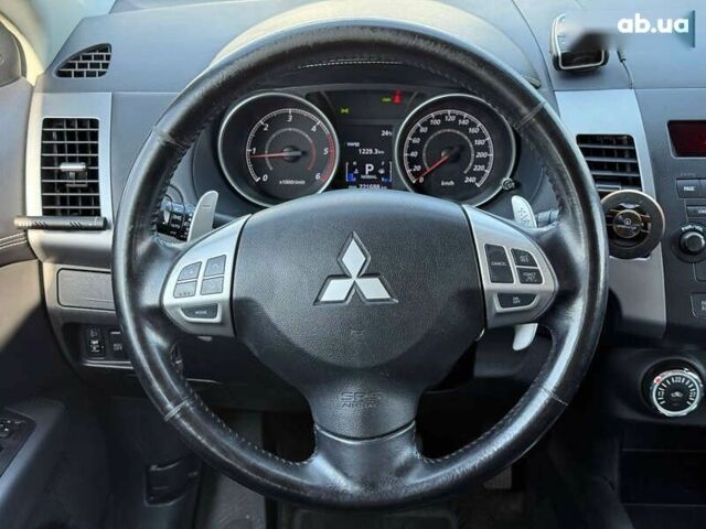 Мицубиси Аутлендер, объемом двигателя 2.2 л и пробегом 221 тыс. км за 9800 $, фото 19 на Automoto.ua