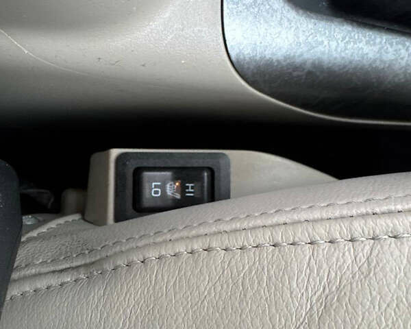 Міцубісі Аутлендер, об'ємом двигуна 2.2 л та пробігом 258 тис. км за 10998 $, фото 20 на Automoto.ua