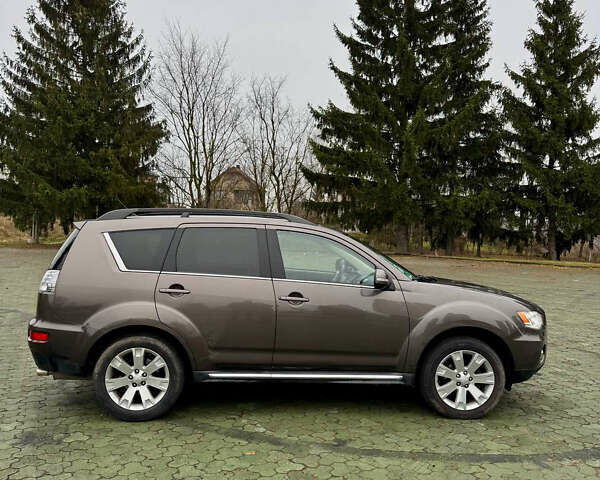 Міцубісі Аутлендер, об'ємом двигуна 2.2 л та пробігом 258 тис. км за 10998 $, фото 7 на Automoto.ua