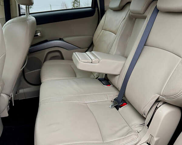 Міцубісі Аутлендер, об'ємом двигуна 2.2 л та пробігом 258 тис. км за 10998 $, фото 18 на Automoto.ua