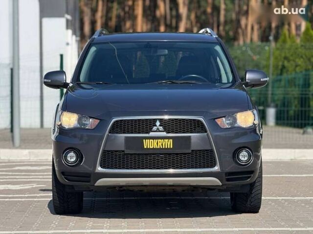 Мицубиси Аутлендер, объемом двигателя 2.2 л и пробегом 221 тыс. км за 9800 $, фото 3 на Automoto.ua