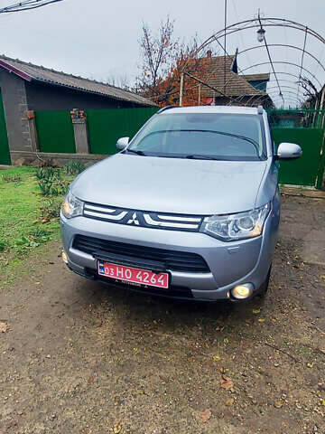 Міцубісі Аутлендер, об'ємом двигуна 2.3 л та пробігом 187 тис. км за 14000 $, фото 5 на Automoto.ua