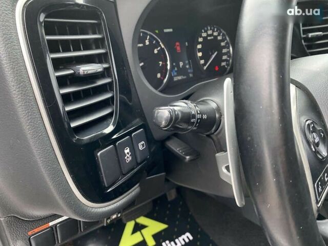 Мицубиси Аутлендер, объемом двигателя 0 л и пробегом 228 тыс. км за 14000 $, фото 17 на Automoto.ua