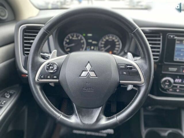 Мицубиси Аутлендер, объемом двигателя 0 л и пробегом 228 тыс. км за 14000 $, фото 21 на Automoto.ua