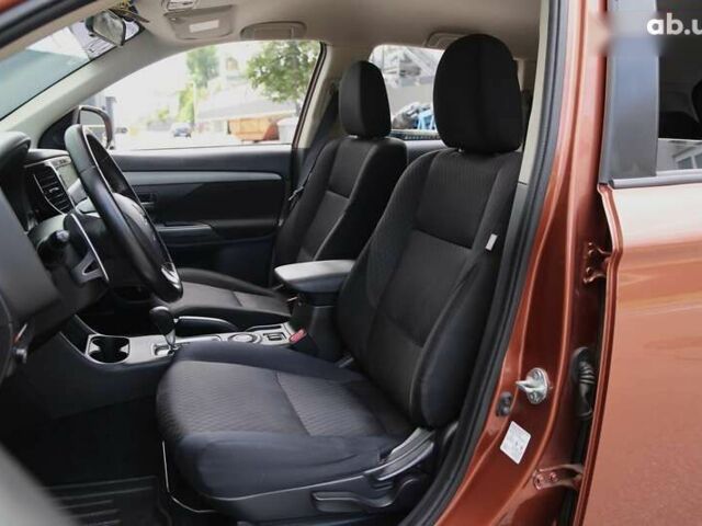 Мицубиси Аутлендер, объемом двигателя 0 л и пробегом 170 тыс. км за 13400 $, фото 7 на Automoto.ua