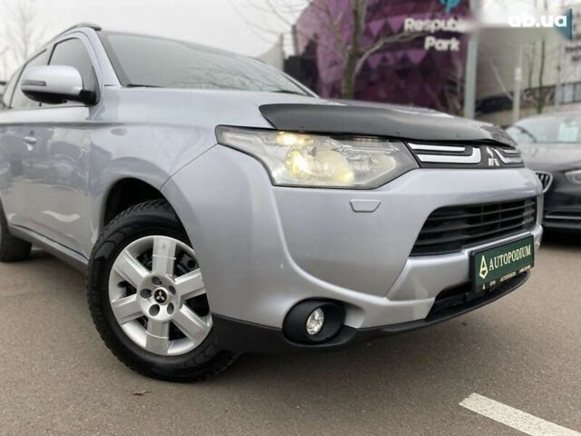 Мицубиси Аутлендер, объемом двигателя 0 л и пробегом 228 тыс. км за 14000 $, фото 4 на Automoto.ua