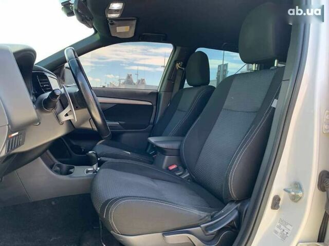 Мицубиси Аутлендер, объемом двигателя 0 л и пробегом 248 тыс. км за 11990 $, фото 8 на Automoto.ua