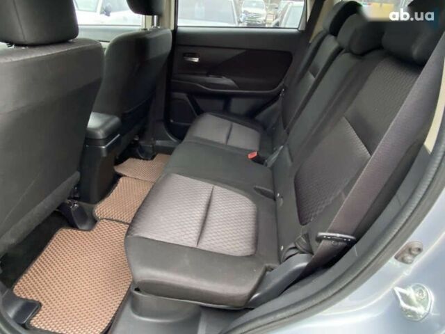 Мицубиси Аутлендер, объемом двигателя 0 л и пробегом 228 тыс. км за 14000 $, фото 26 на Automoto.ua