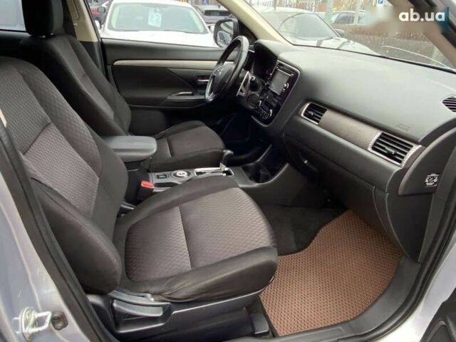 Мицубиси Аутлендер, объемом двигателя 0 л и пробегом 228 тыс. км за 14000 $, фото 22 на Automoto.ua