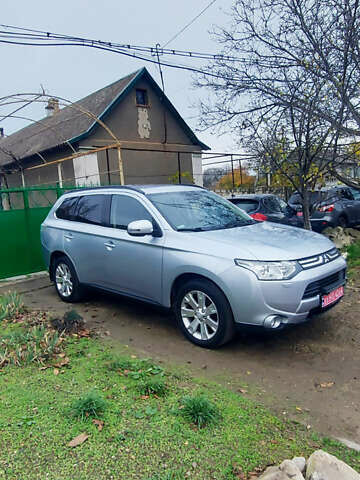 Міцубісі Аутлендер, об'ємом двигуна 2.3 л та пробігом 187 тис. км за 14000 $, фото 1 на Automoto.ua