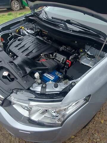 Міцубісі Аутлендер, об'ємом двигуна 2.3 л та пробігом 187 тис. км за 14000 $, фото 19 на Automoto.ua