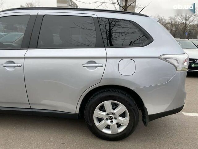 Мицубиси Аутлендер, объемом двигателя 0 л и пробегом 228 тыс. км за 14000 $, фото 10 на Automoto.ua