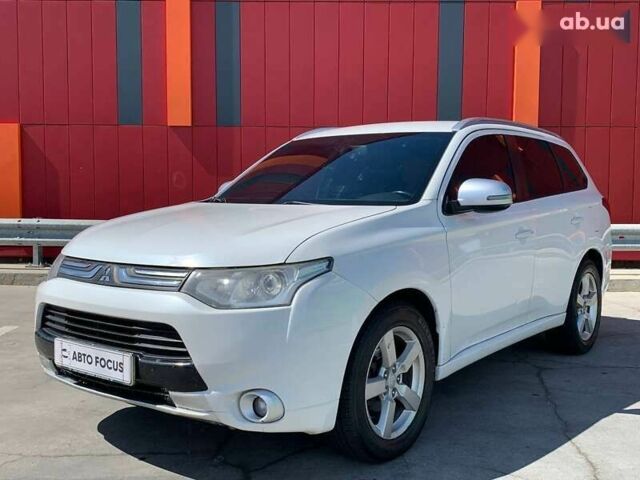 Мицубиси Аутлендер, объемом двигателя 0 л и пробегом 248 тыс. км за 11990 $, фото 3 на Automoto.ua