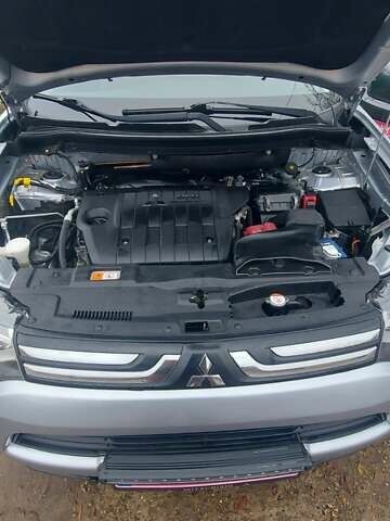 Міцубісі Аутлендер, об'ємом двигуна 2.3 л та пробігом 187 тис. км за 14000 $, фото 18 на Automoto.ua