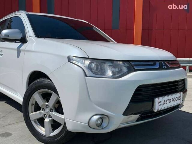 Мицубиси Аутлендер, объемом двигателя 0 л и пробегом 248 тыс. км за 11990 $, фото 1 на Automoto.ua