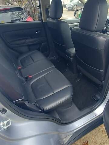 Міцубісі Аутлендер, об'ємом двигуна 2.3 л та пробігом 187 тис. км за 14000 $, фото 30 на Automoto.ua