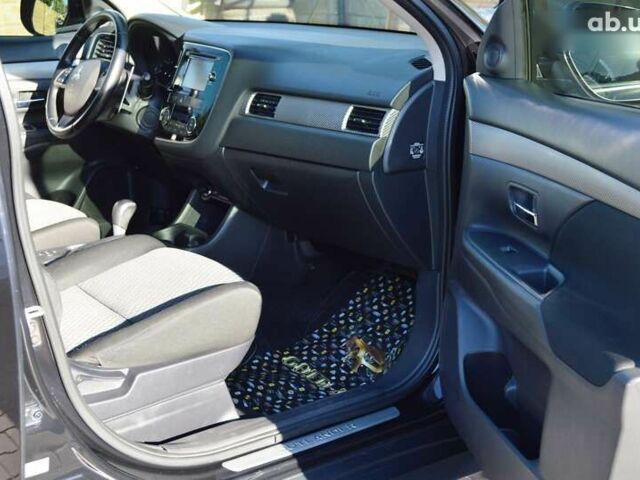 Мицубиси Аутлендер, объемом двигателя 0 л и пробегом 98 тыс. км за 13500 $, фото 29 на Automoto.ua