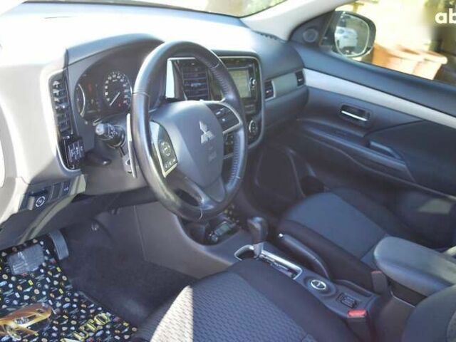 Мицубиси Аутлендер, объемом двигателя 0 л и пробегом 98 тыс. км за 13500 $, фото 15 на Automoto.ua