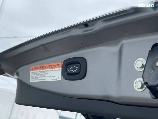 Мицубиси Аутлендер, объемом двигателя 0 л и пробегом 157 тыс. км за 12650 $, фото 2 на Automoto.ua