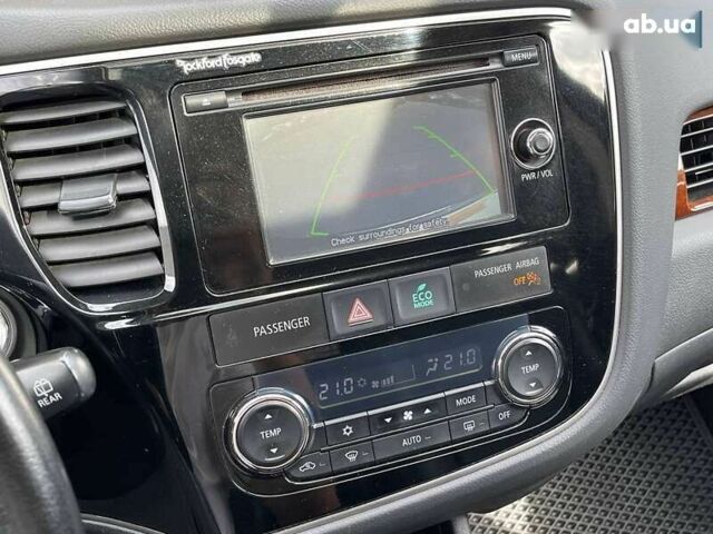 Мицубиси Аутлендер, объемом двигателя 0 л и пробегом 157 тыс. км за 12650 $, фото 9 на Automoto.ua