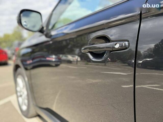 Мицубиси Аутлендер, объемом двигателя 0 л и пробегом 231 тыс. км за 12600 $, фото 10 на Automoto.ua